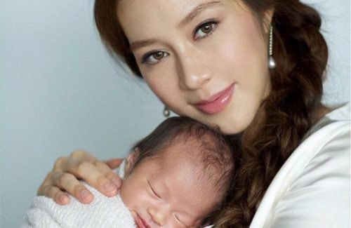 Cathy-Tsui-baby-2016.jpg