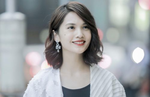 Rainie-Yang-returns-2016.jpg