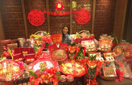 tavia-yeung-betrothal-gift-2016.jpg